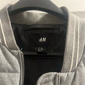 H&M BOMBER VEST